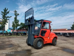 Rough Terrain Forklift MCY35-H