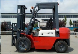 Small Diesel Forklift MC-25